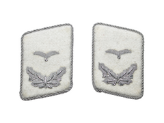 Luftwaffe Leutnant of Hermann Goring Division Collar tabs